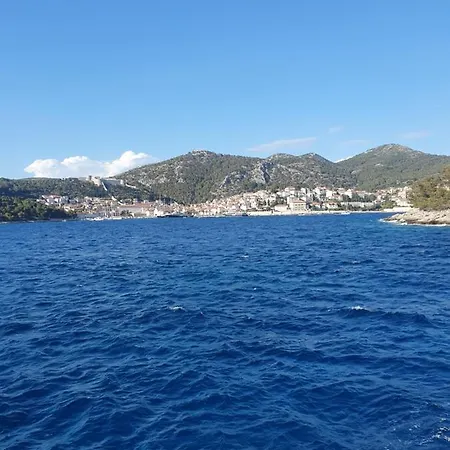 Apartman Hvar Starigrad * 斯塔里格勒